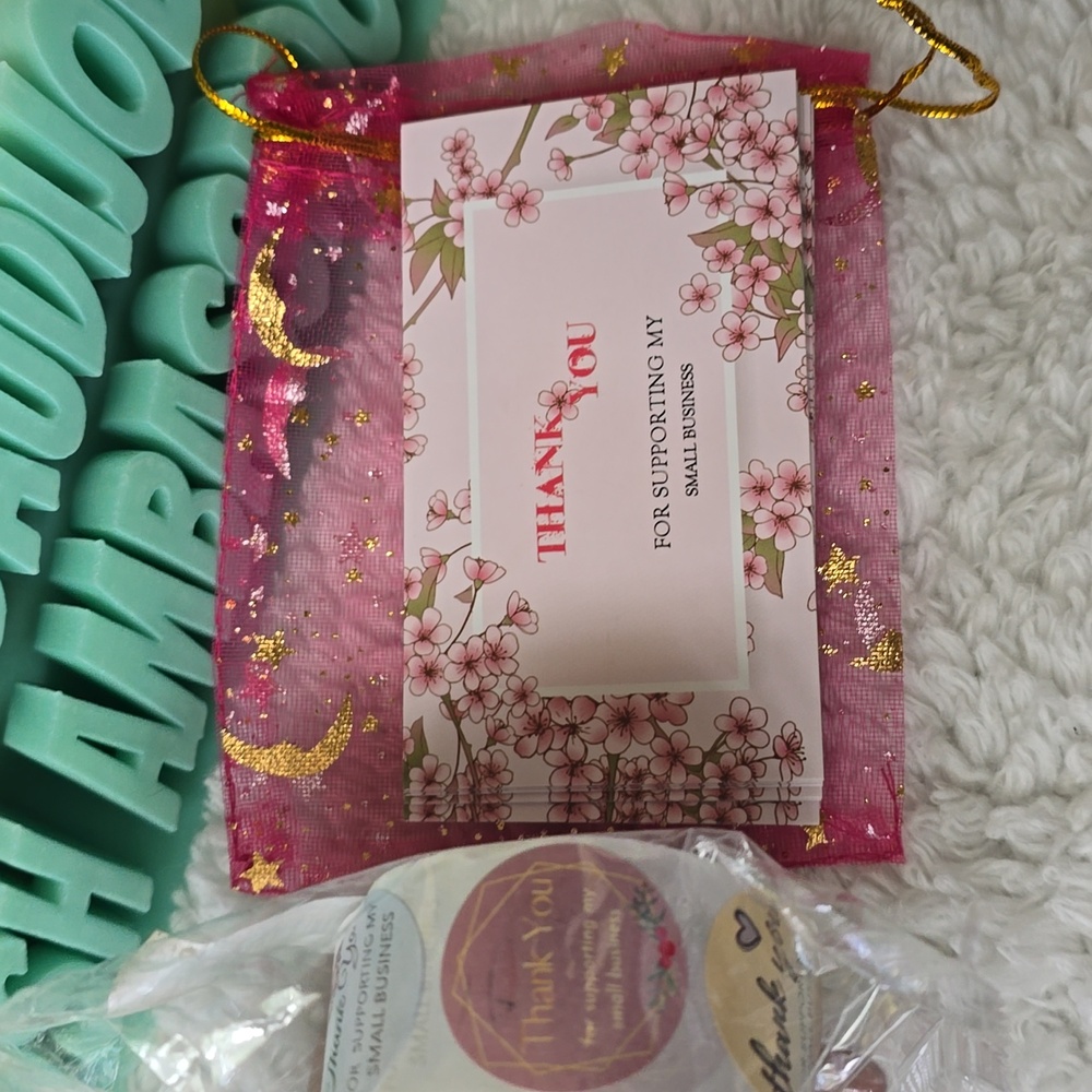 Sellers SHIPPING BUNDLE Poly Mailers, Resealable Pouchs, Stickers, Cards - Picture 4 of 8
